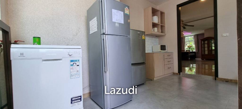 7Bedrooms House for Sale in Najomtien