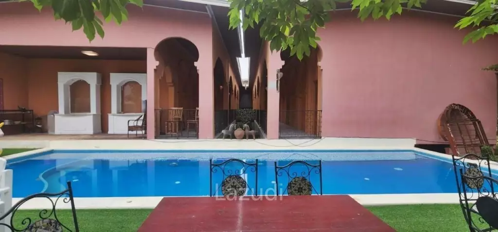 Hostel in Jomtien for Sale