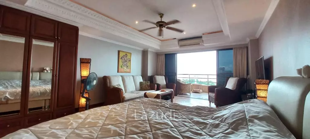 Studio Room for Sale at View Talay 3