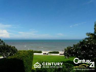 Absolute Beachfront 4 Bed Condo