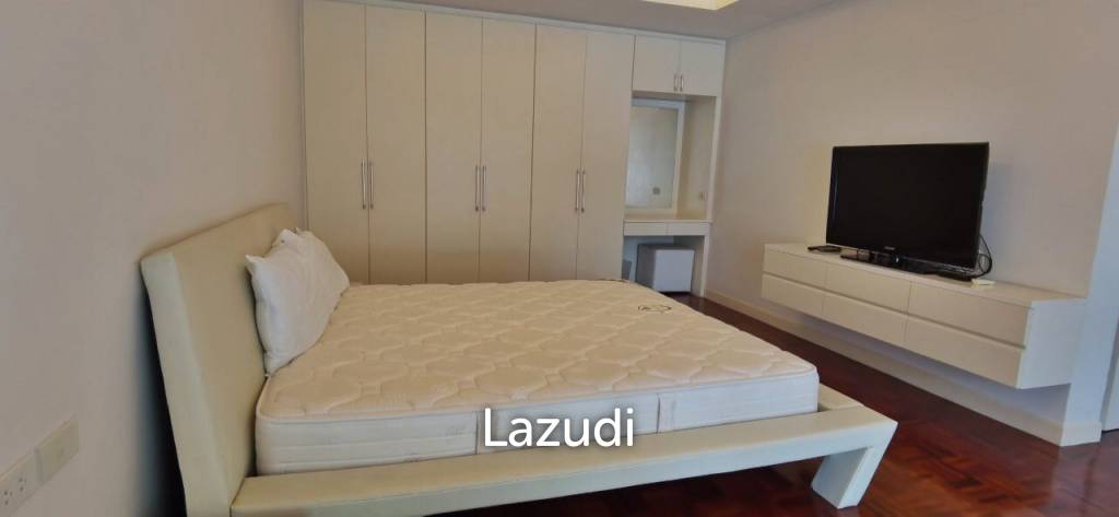 2 Bed 2 Bath 204 SQ.M Bang Saray Condo
