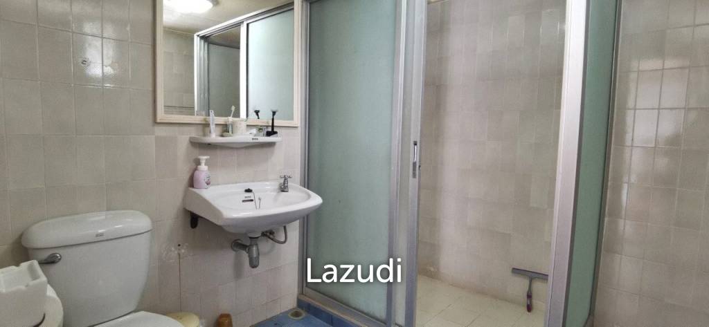 4 Bedrooms 222 SQ.M Bangsaray Condo