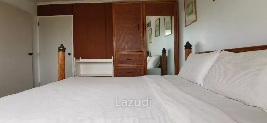 4 Bedrooms 222 SQ.M Bangsaray Condo