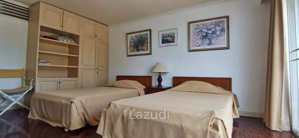4 Bedrooms 222 SQ.M Bangsaray Condo