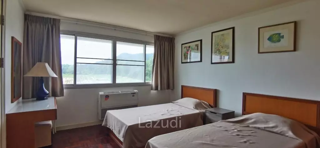 4 Bedrooms 222 SQ.M Bangsaray Condo