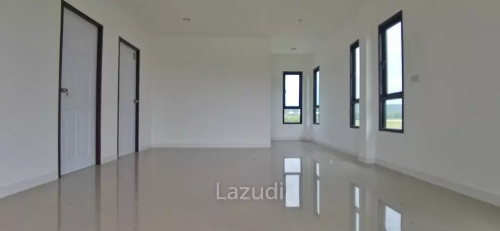 3 Bedrooms 190 SQ.M House in Sattahip
