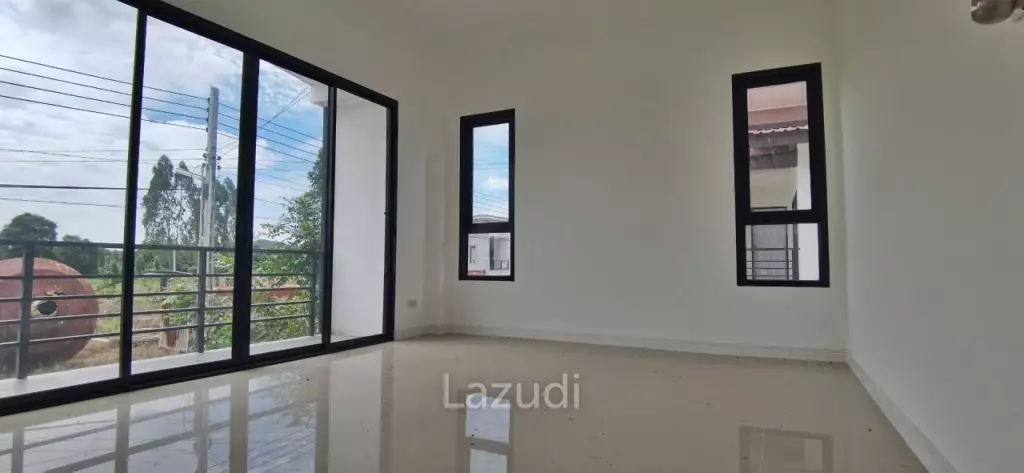 3 Bedrooms 190 SQ.M House in Sattahip
