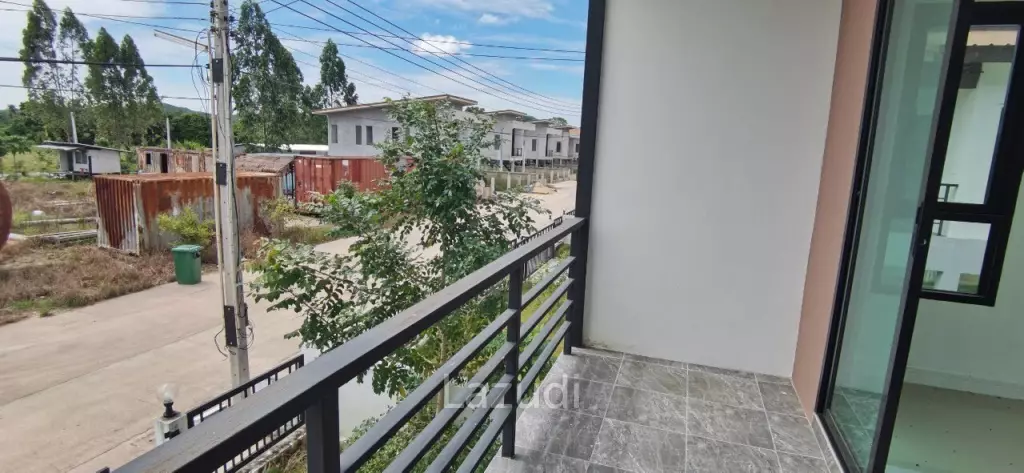 3 Bedrooms 190 SQ.M House in Sattahip
