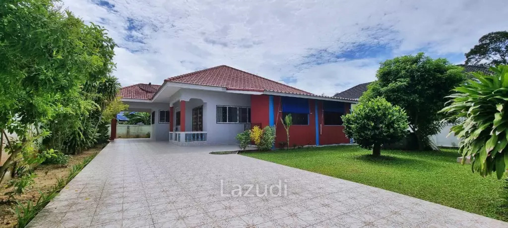 3 Bedrooms 160 SQ.M House in Nong Ket Noi