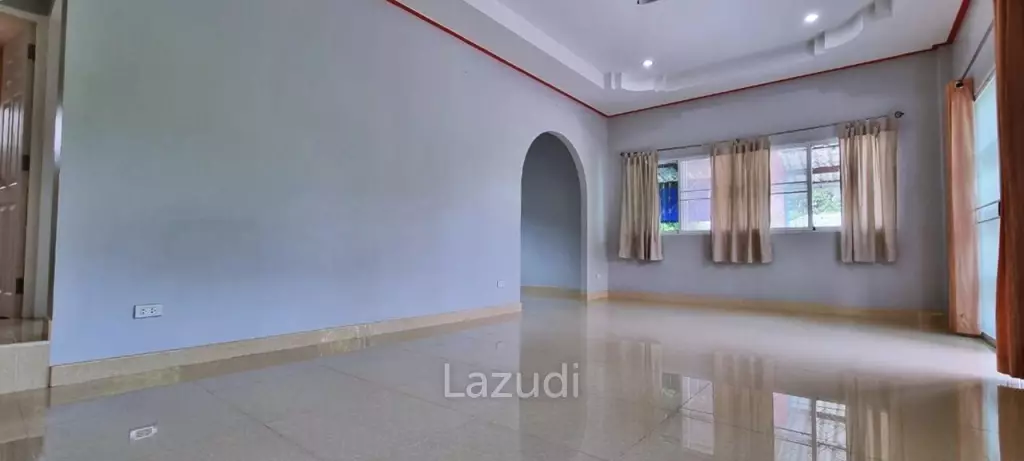 3 Bedrooms 160 SQ.M House in Nong Ket Noi