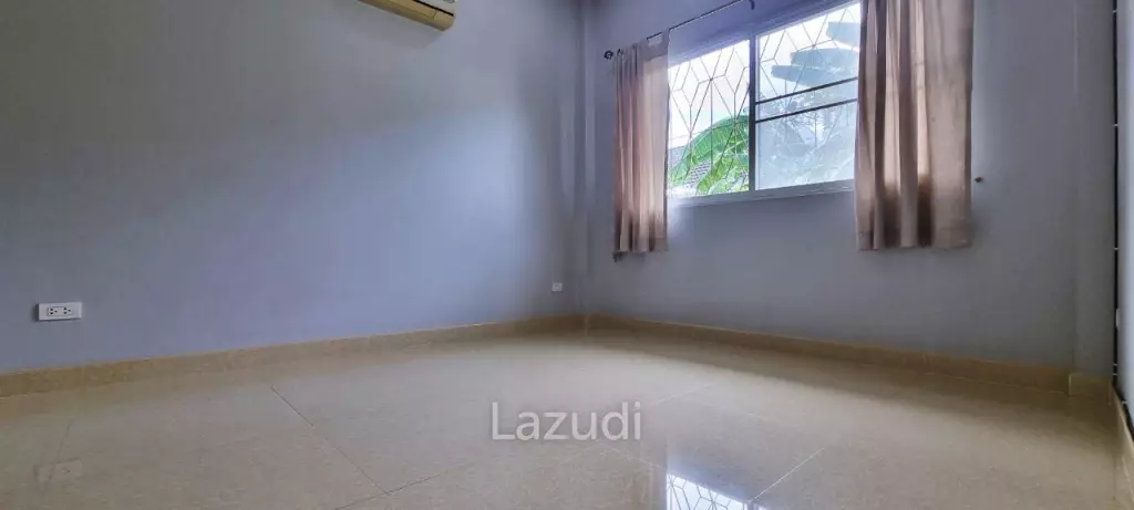 3 Bedrooms 160 SQ.M House in Nong Ket Noi