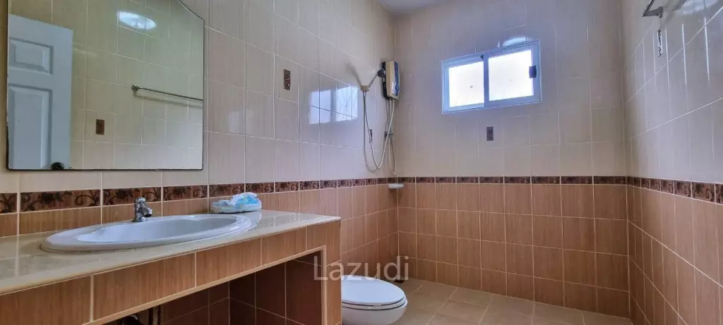 3 Bedrooms 160 SQ.M House in Nong Ket Noi