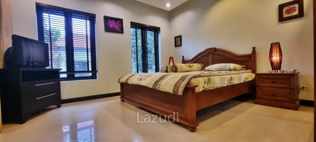 Pool Villa House for Sale in Na Jomtien