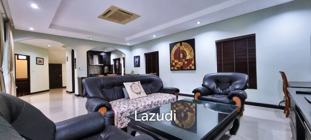 Pool Villa House for Sale in Na Jomtien