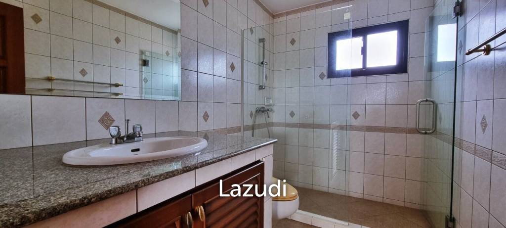 Private House for Sale in Mabprachan