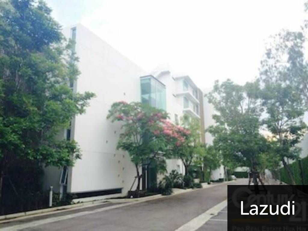 3 Bedrooms Absolute Relaxing Leisure Condo for Sale in Town