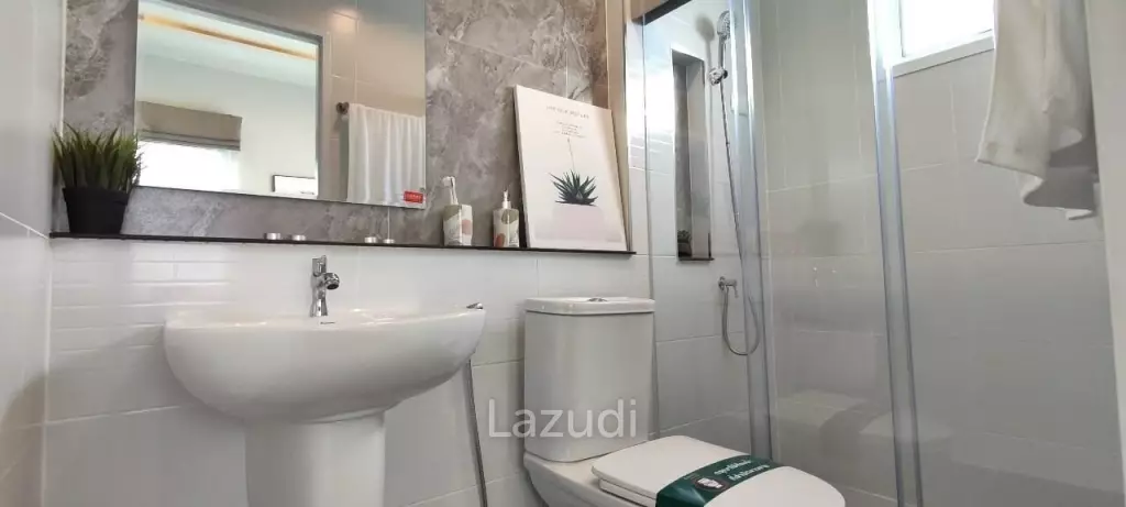 English Garden House Style for Sale