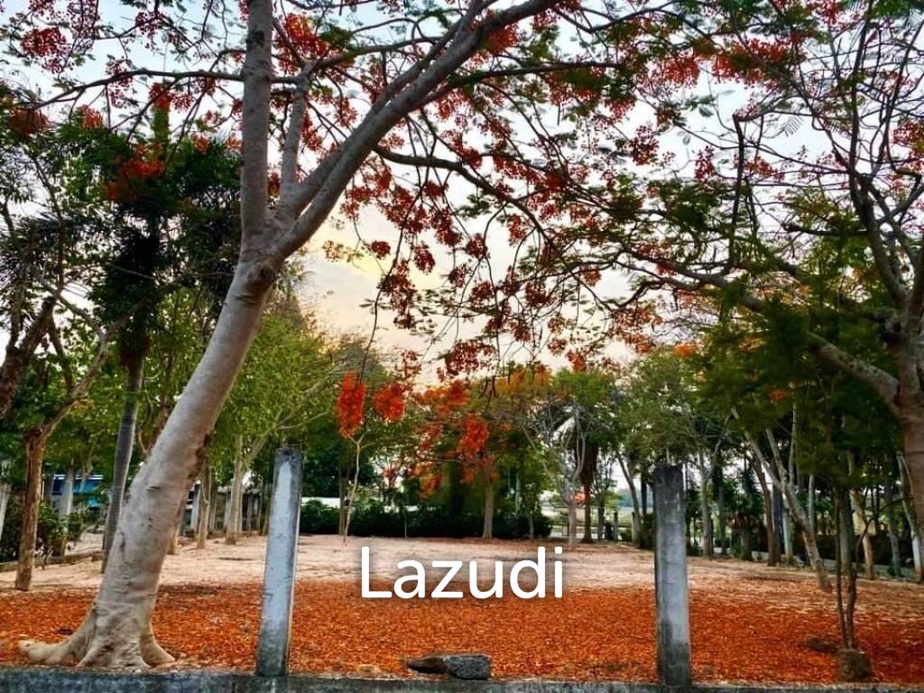 Beautiful Land for Sale at Mabprachan