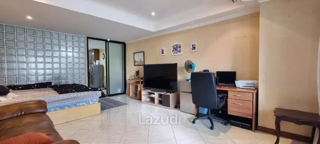 Jomtien Complex Condotel for Sale