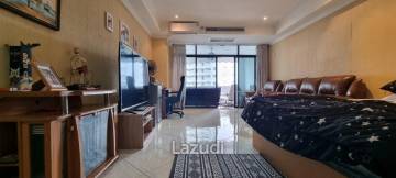 Jomtien Complex Condotel for Sale
