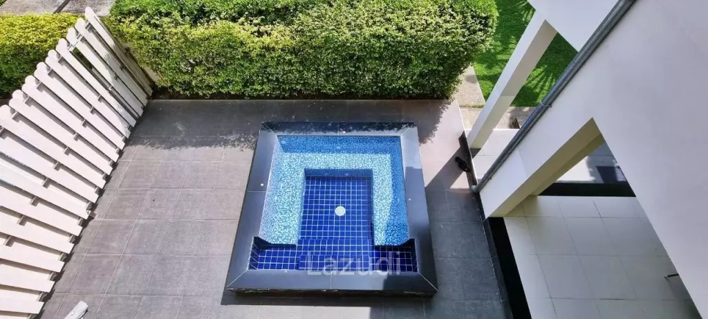 6 Bedrooms House for Sale in Huay Yai