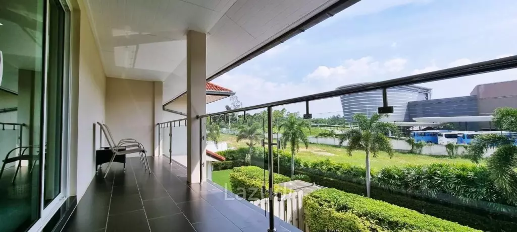 6 Bedrooms House for Sale in Huay Yai