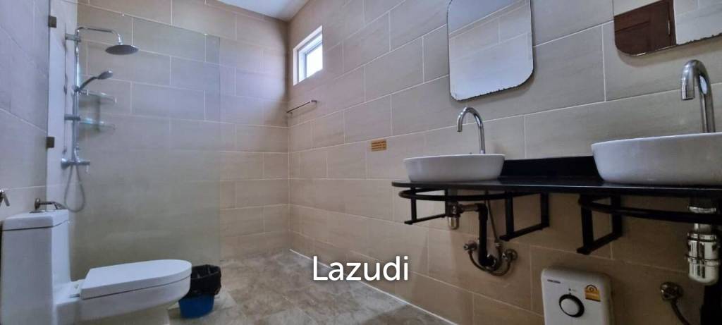 6 Bedrooms House for Sale in Huay Yai