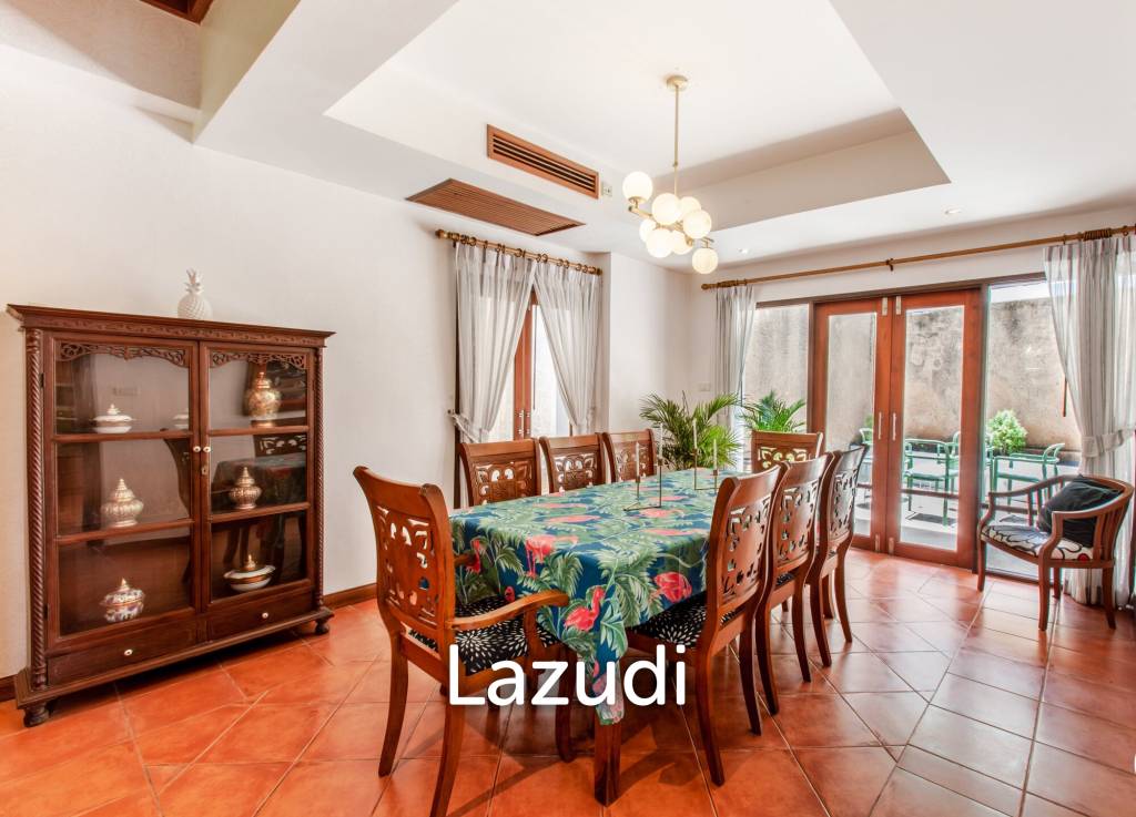 Pool Villa for Sale in Na Jomtien 