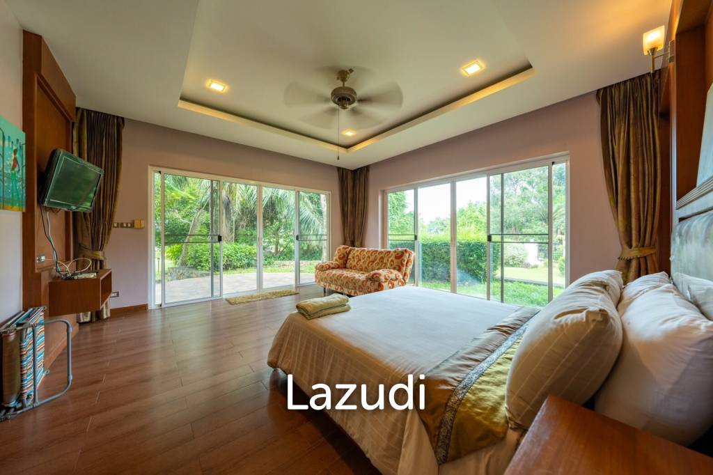 5 ห้องนอน 5 ห้องน้ำ 550 ตร.ม. บ้าน 2 ชั้น ในบางเสร่