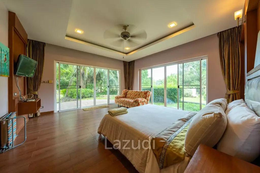5 ห้องนอน 5 ห้องน้ำ 550 ตร.ม. บ้าน 2 ชั้น ในบางเสร่