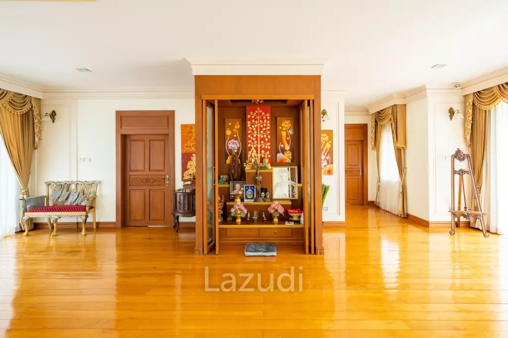 5 ห้องนอน 5 ห้องน้ำ 550 ตร.ม. บ้าน 2 ชั้น ในบางเสร่