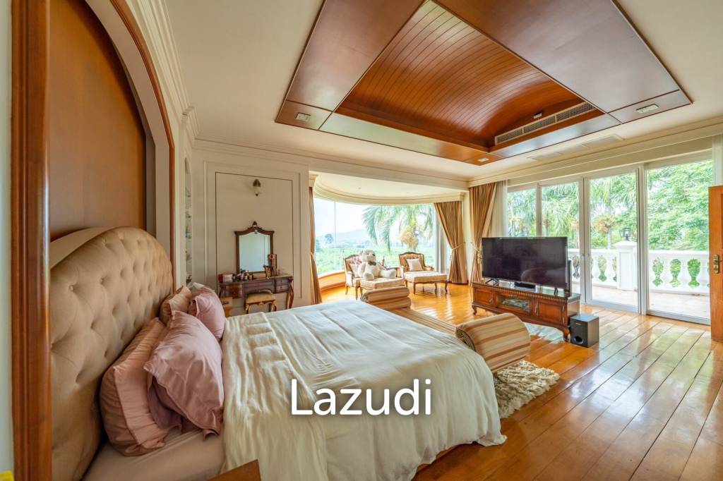 5 ห้องนอน 5 ห้องน้ำ 550 ตร.ม. บ้าน 2 ชั้น ในบางเสร่