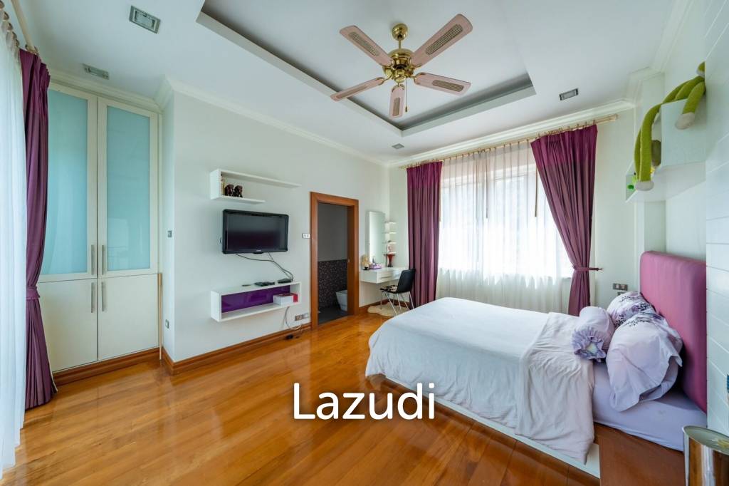 5 ห้องนอน 5 ห้องน้ำ 550 ตร.ม. บ้าน 2 ชั้น ในบางเสร่