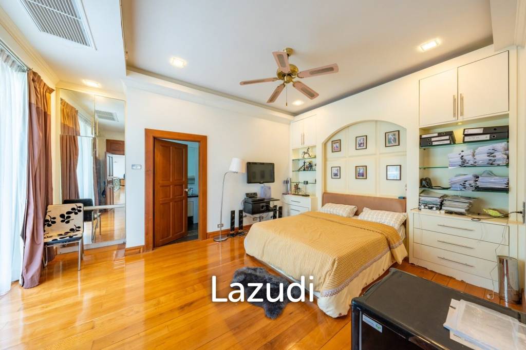 5 ห้องนอน 5 ห้องน้ำ 550 ตร.ม. บ้าน 2 ชั้น ในบางเสร่