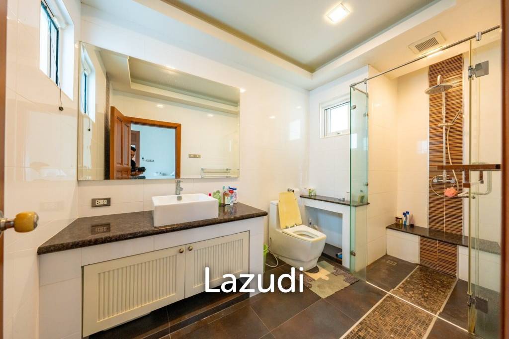 5 ห้องนอน 5 ห้องน้ำ 550 ตร.ม. บ้าน 2 ชั้น ในบางเสร่