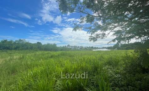 Beautiful Land for Sale in Huai Yai Area