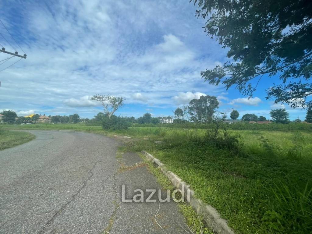 Beautiful Land for Sale in Huai Yai Area