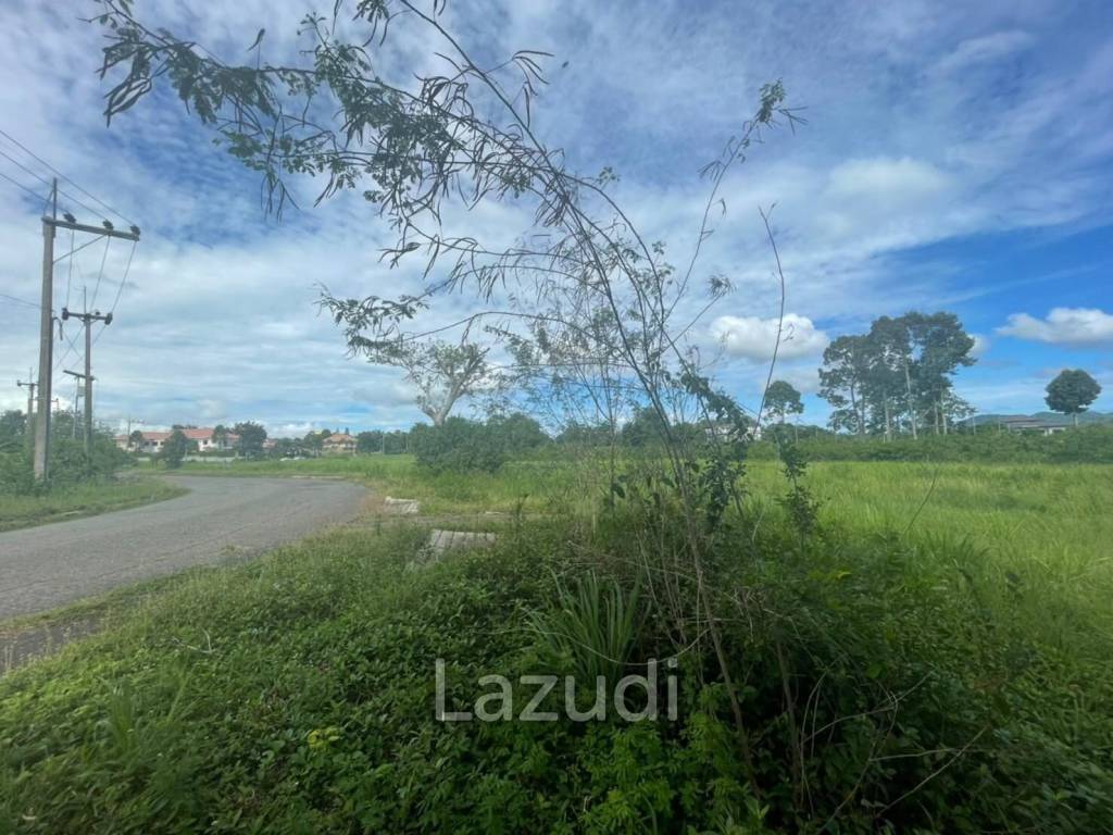 Beautiful Land for Sale in Huai Yai Area