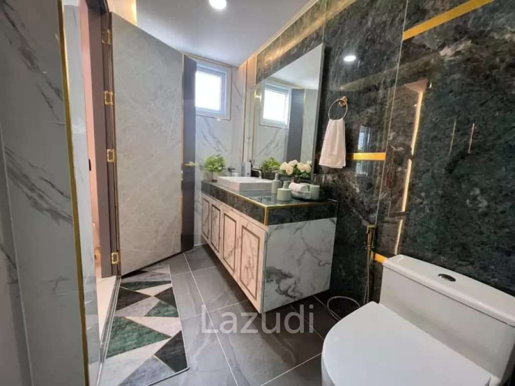 Tropical Modern Style House for Sale