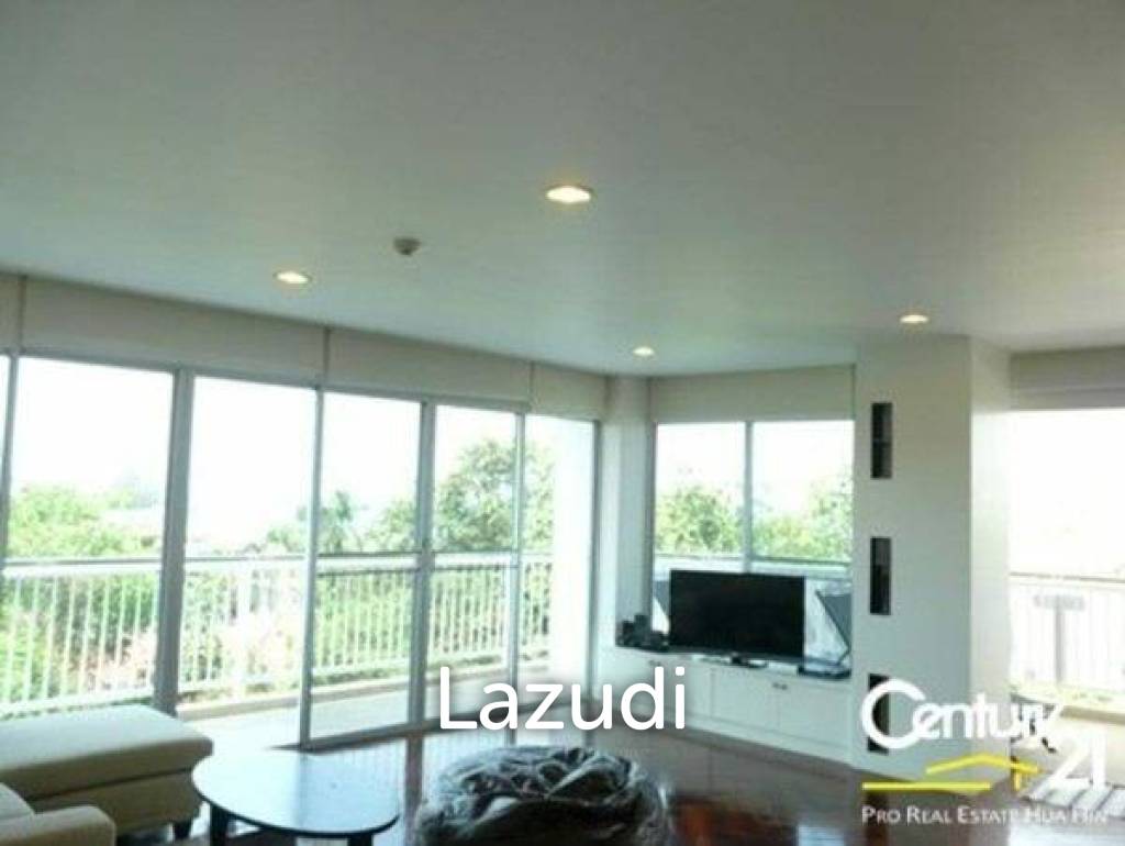 3 Bed Beachfront Condo