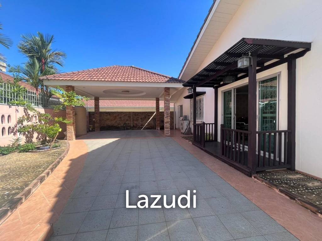 4 Bedrooms House for Sale in Pattaya