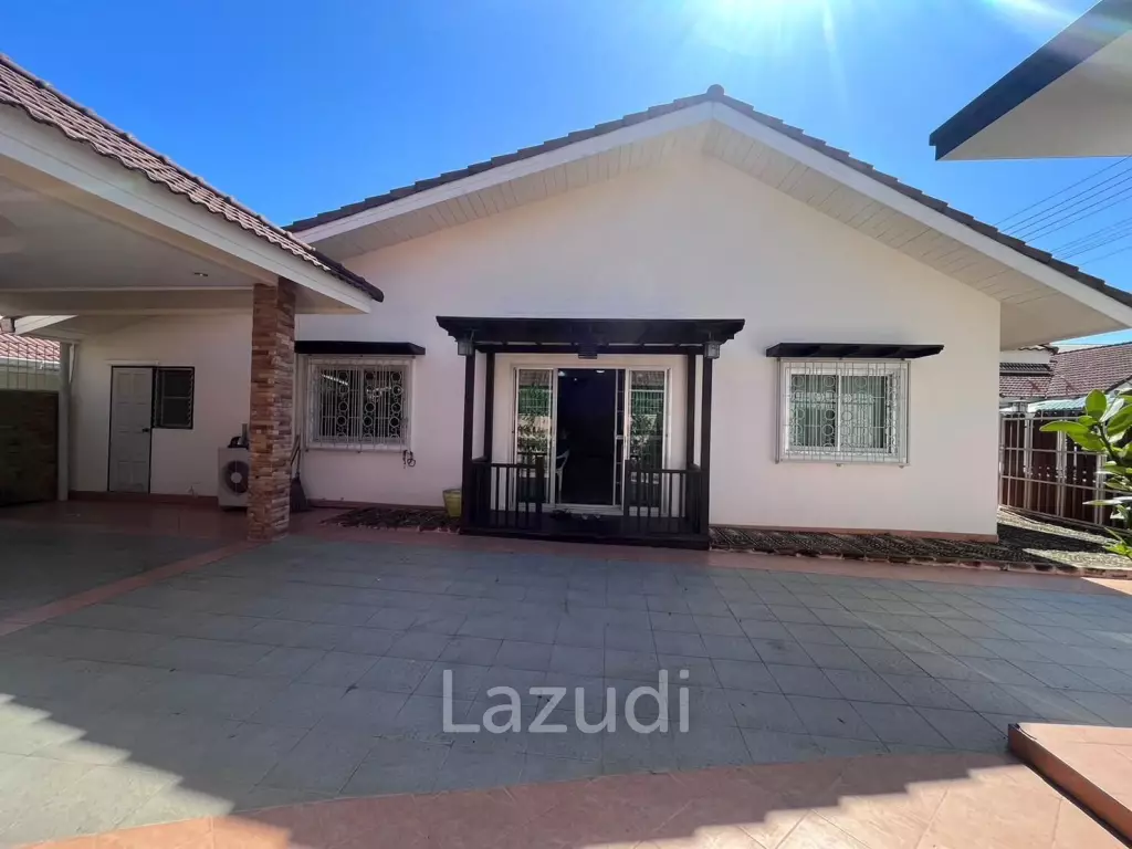 4 Bedrooms House for Sale in Pattaya
