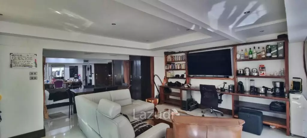 5 Storey Apartment for Sale in Pattaya