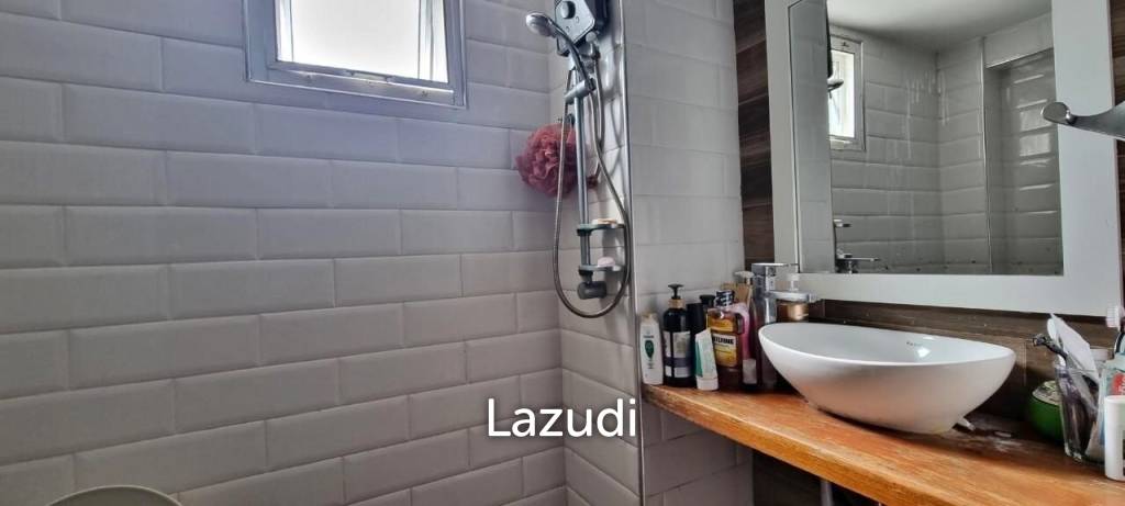 5 Storey Apartment for Sale in Pattaya