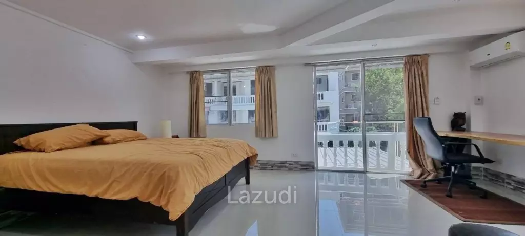 5 Storey Apartment for Sale in Pattaya