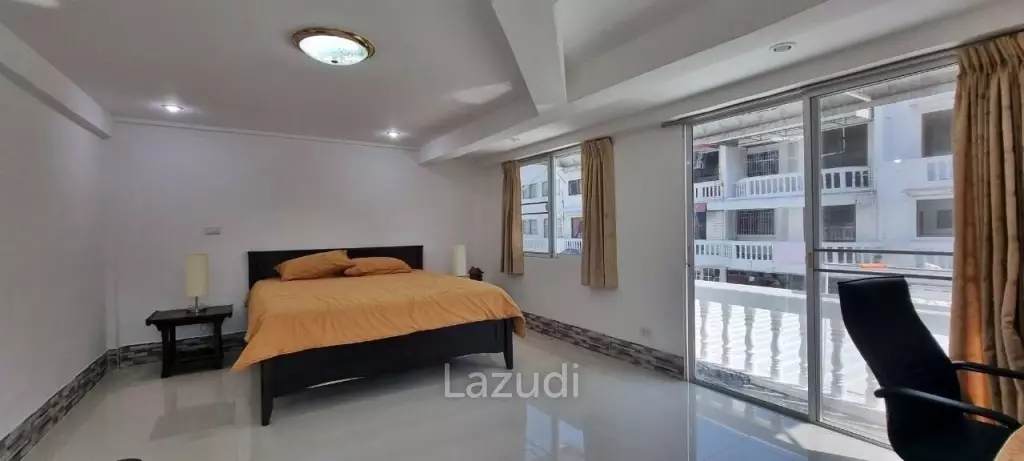 5 Storey Apartment for Sale in Pattaya