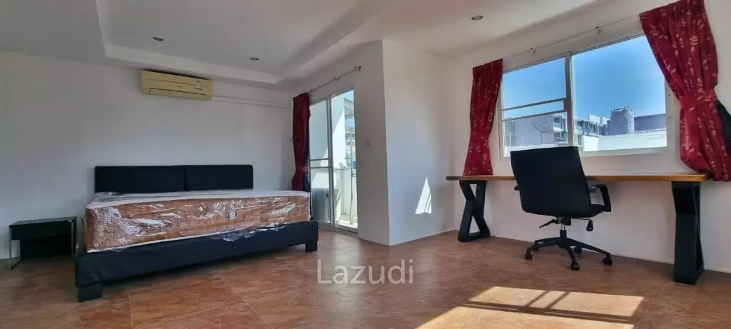 5 Storey Apartment for Sale in Pattaya