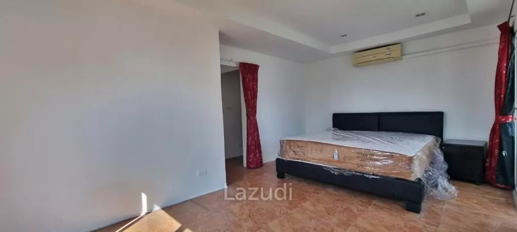 5 Storey Apartment for Sale in Pattaya