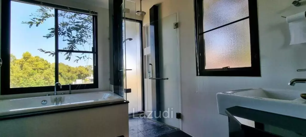 4Beds House in Mabprachan for Sale