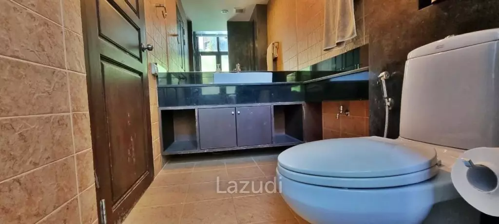 4Beds House in Mabprachan for Sale